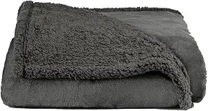 Layered Blankets The Accent - Waterproof, Double Sided Luxury Blanket - Bed, Sofa, Couch - Machine Washable, Comfy - Sherpa and Fleece, Protect The Bed