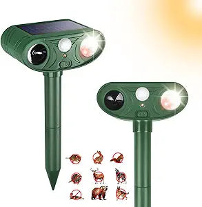 Solar Ultrasonic Animal Repellent Outdoor with Motion Sensor Strobe Light Deer Repellent Devices for Squirrel Rats Snakes Rabbit 25KHZ Silent Deterrent Dual Mode Yard Garden Lawn Pest Control 2PCS
