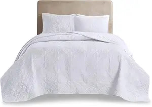510 DESIGN Oakley Reversible Quilt Set - Luxe Stitching Design, All Season, Lightweight Coverlet Bedspread Bedding, Matching Shams, Oversized Full/Queen(102"x118"), White 3 Piece