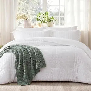 Quataly White Comforter King,3PCS Seersucker Lightweight Bed Set for All Season,1 Elegant Comforter (104"x90") and 2 Soft Pillowcases (20"x36")