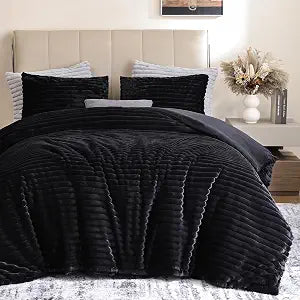 weigelia Fluffy Black Comforter Queen Set Ultra Soft Plush Fleece Black Comforter Queen Size, Luxury Fuzzy Bedding Comforter with 2 Pillowcases, Cozy Heavy Faux Fur Comforter Sets for All Season