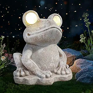 Solar Garden Statues Frog Decor Figurine Lights for Outside, Yard Decorations Outdoor Patio Decor, Gardening Gifts for Women