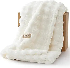 Bedsure 3D Bubble King Throw Blanket for Bed - White Soft Fluffy Blanket for Sofa Room Decor - Luxury Gifts for Women Girls, Lightweight, All Seasons, Off White, 108"90"