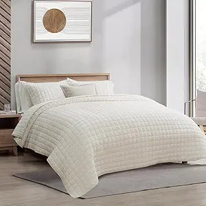 RECYCO Luxury Velvet Quilt Set Full Queen Size, Lightweight Velvet Comforter Set, Oversized Bedspread Coverlet Quilted Bedding Set, with 2 Matching Pillow Shams, for All Season, Cream White