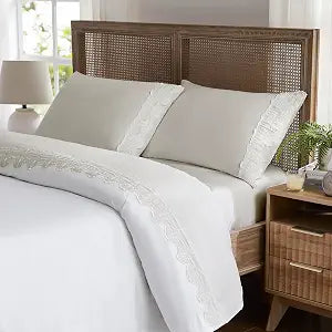 Soft Verona Lace Embroidery 4 Piece Bed Sheet Set with Deep Pockets - Includes Flat Sheet, Fitted Sheet, and Pillowcases. Baroque and Opulent Style Look,Beautiful Scalloped Hem - Beige/Full
