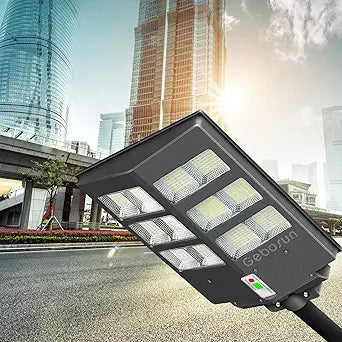 Gebosun 600W Solar Flood Light Outdoor, 60000LM 7000K LED Solar Security Light, IP65 Waterproof Dusk to Dawn Solar Light with Remote Control, Bright Solar Yard Light for Garage Garden Farm