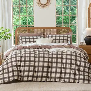 Plaid Duvet Cover Queen Size - 3 Pieces Brushed Microfiber Crinkle Duvet Cover Set, Plaid Geometric Bedding Comforter Cover Set with Zipper Ties, 1 Duvet Cover and 2 Pillowcases, Brown