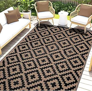 Outdoor Rugs, Outdoor Plastic Straw Rug, Reversible Waterproof Carpet for Camping, Poolside, Garden, BBQ Area, Gazebo Flooring, RV Park & Beach, Square Pattern, Black & Brown, 6'x9'