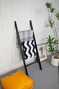 Blanket Ladder for Living Room and Bedroom, 4ft 4-Tier Wall Leaning Laminate Snag Free Construction (Black) Rustic Decorative Farmhouse Blanket Storage, Quilt Rack, Ladder Shelf, Easy Assembly