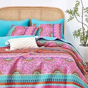 Wake In Cloud - Boho Quilt Set, Bohemian Chic Colorful Medallion with Flower Leaf Stripe Pattern, Reversible Lightweight Bedspread Coverlet, 3 Pieces, Pink Teal, King Size