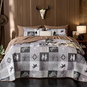 Wake In Cloud - Western Quilt Set, Southwestern Aztec Country Horse Cowboy Rustic Ranch Pattern Printed, Reversible Lightweight Bedspread Coverlet, 3 Pieces, Gray Brown, King Size