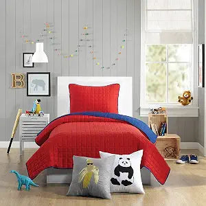 Ayer Red Quilt Set Twin Size - 2 Piece Kids Bedding Set for Boys and Girls, Soft Brushed Microfiber All Season Lightweight Coverlet with Pillow Sham, Machine Washable Childrens Bedding
