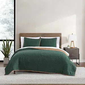 Eddie Bauer - King Quilt Set, Super Soft Reversible Bedding with Matching Sham(s), Bedding Set (Solid Washed Green, King)