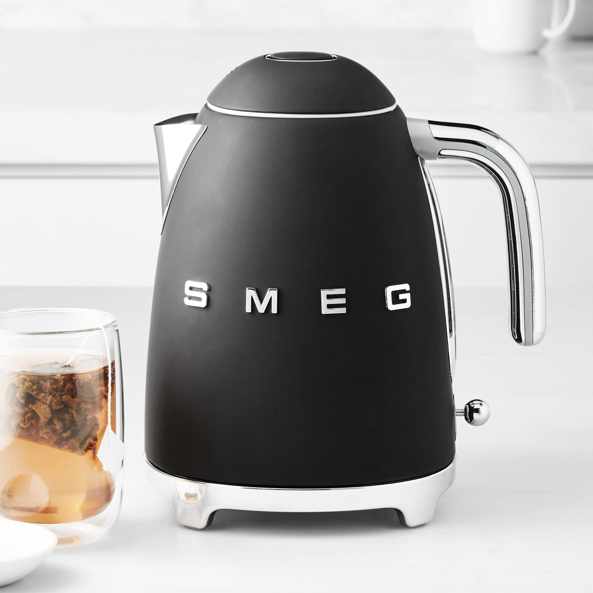 SMEG Electric Kettle,Matte Black,