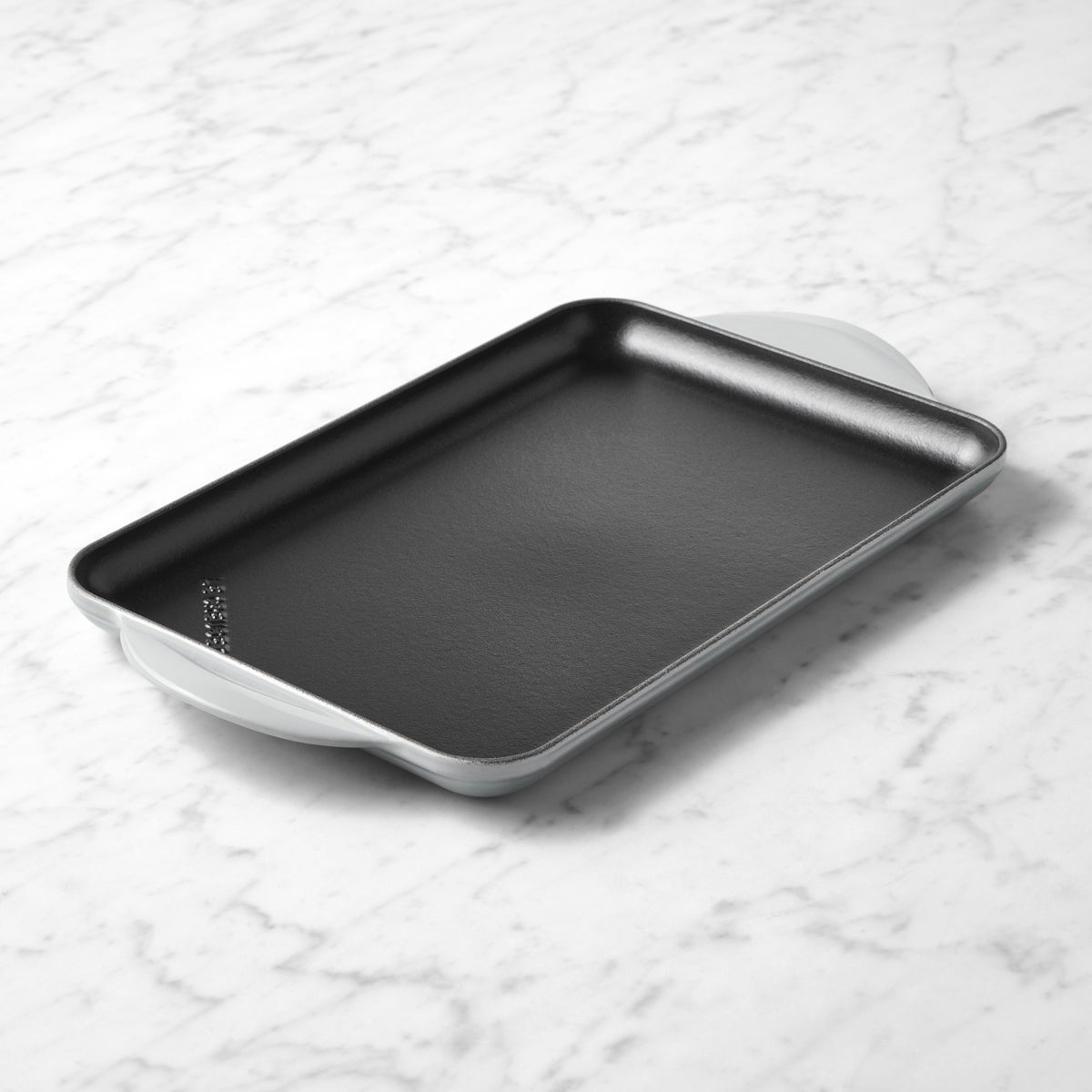 Le Creuset Signature Enameled Cast Iron Skinny Griddle,French Grey,