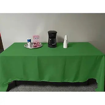 Intedge TCM3636-GREEN Square Tablecloth, 36" x 36", Hemmed Edge, 65/35 Poly Cotton Blend, Made in USA, Reusable Fabric Dining Table Cover, 1 Ech