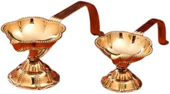 Hastha Kalalu Sacred Glow: Handcrafted Brass Pooja Aarti Diya with Handle(2 Inch) |Pooja Deepak for Home Temple