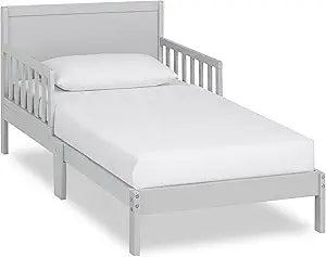 Dream On Me Brookside Toddler Bed, Low Floor Wooden Bed, Side Safety Bed Rails, GREENGUARD Gold & BSA Certified, Non-Toxic Paint Finish, New Zealand Pinewood, Up to 50 lbs - Pebble Grey