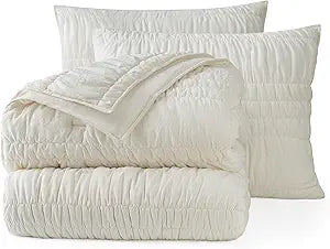 UGG Full/Queen Quilt Set - 3pc Bed Spread with 2 Pillow Shams, All Season Luxury Bedding, Lightweight Quilted Soft Textured Comforter, Cozy Coastal Queen Quilt Set, Beige Snow (Tide Devon)