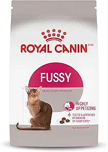 Royal Canin Fussy Dry Cat Food for Adult Cats, Protein-Rich Kibbles for Picky Eaters, Poultry-Based, Supports Healthy Weight and Urinary Health, 7 lb Bag