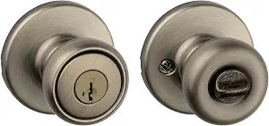 Kwikset Tylo Entry Door Knob with Lock and Key, Secure Keyed Handle Exterior, Front Entrance and Bedroom, Antique Brass, Pick Resistant SmartKey Rekey Security and Microban