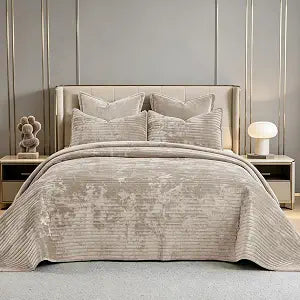 Quilt Set Oversized King Size 120x128 Luxurious Velvet Bedding Sets with 2 Pillow Shams 20x36 3 Pieces Ultra Soft Quilted Striped Bedspread Coverlet Comforter for All Season,Beige