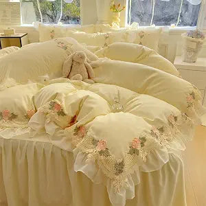 MOOWOO Flower Lace Ruffled Bedding Set- Sweet Girl Chiffon Ruffles Duvet Cover Set- 3PC(1 Full Duvet Cover 80x90 Inch, 2 Pillowcases) Aesthetic Bedding for Romantic French Wedding