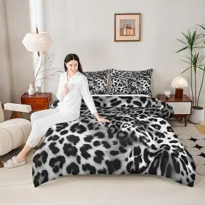 Manfei Cheetah Comforter Set Queen Size Black and White Bedding Set 3pcs for Kids Teens Room Decor,Animal Leopard Quilt Set Luxury Soft Breathable Duvet Insert with 2 Pillowcases