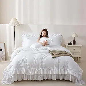 White Full Comforter Set, Lightweight Fluffy Farmhouse Ruffle Bedding Set, Soft Microfiber All Season Shabby Chic Comforter Set 3 Pieces(1 Ruffle Comforter 2 Pillowcases)