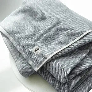Cariloha Two Toned Bath Sheet | Laguna Blue | 40"x72" | Turkish Cotton & Viscose Material Blend | Extra Smooth, Odor Resistant and Highly Absorbent