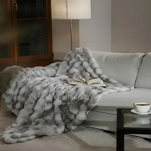 Mon Chateau 60" x 70" Dream Faux Fur Throw, Marble Print Plush Luxury Blanket for Couch, Sofa, or Bed, Soft Reversible Throw Blanket for Sleeping, Home & Room Decor, Moonshadow Bubble