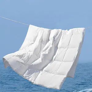 Lightweight Summer Down Fiber Comforter Queen Size  Naturally Cooling Breathable Blanket for Hot Sleepers, Cloud-Soft Fluffy White Comforters, Ideal as a Cooling Comforter or Queen Duvet Insert