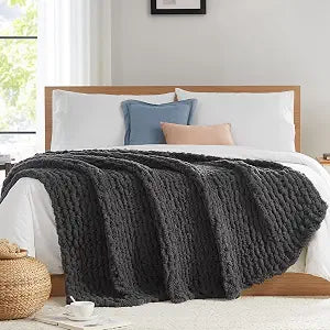 L'AGRATY Chunky Knit Blanket Throw - Soft Chunky Throw Blanket 50x60: 100% Hand Kintted Chenile Crochet Throw Blankets for Couch - Large Cable Knit Blankets for Home Decor(Dark Grey)