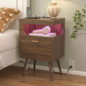 Veegle Nightstand,Modern Bedside Table with Storage Drawer and Open Wood Shelf, Accent Night Stand with Solid Wood Legs for Living Room, Bedroom and Small Spaces,Easy Assembly (Walnut Brown-1)