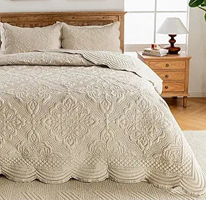 meadow park Embroidered Quilt Set King Size - 3 Pieces, Washed Lightweight Coverlet with Scallop Edges, Reversible Bed Cover All Season Quilts-Taupe