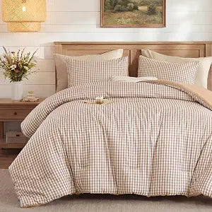 YIKUSH Gingham Comforter Set Queen, 3 Pieces Tan Plaid Comforter Set, Fluffy Gingham Bedding Set, Lightweight Warm Grid Checkered Farmhouse Bedroom Decor for All Season with 2 Pillowcases