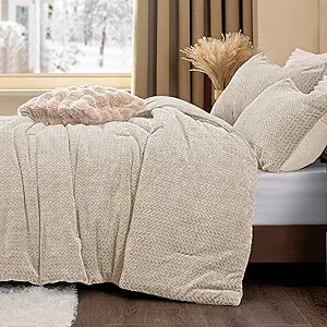 ChiXpace Flannel Fleece Comforter King Set - Furry Linen Leaves Pattern Faux Fur Bed Set, Winter Ultra Soft Fuzzy Comfort Set, Velvet Bedding Set for Bed with 2 Pillow Cases
