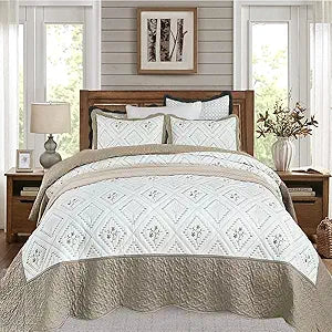 Cmfshape Floral Embroidery Quilt Set,3 Pieces California King Quilt Bedding Set,Classic Diamond Pattern Quilts,Ultra Soft Lightweight Reversible Bedspread Coverlets for All Season(Taupe,114"x102")