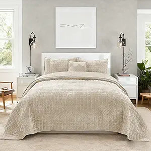 Quilt Set Oversized King Size 120x128 Luxurious Velvet Bedding Sets with 2 Pillow Shams 20x36 3 Pieces Ultra Soft Quilted Bedspread Coverlet Comforter for All Season, Beige | Luxury Cozy
