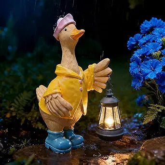 Solar Goose Garden Statue  Outdoor Goose Decor with Solar Light, Resin Solar Garden Statue Waterproof for Porch, Patio, Lawn, Yard  Gooses Figurine Gift for Moms, Grandmas, Women Housewarming