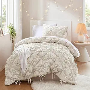 Intelligent Design Twin Comforter Set  Ivory Lily Puffy Floral Shabby Chic Boho Bedding for Girls, Ultra-Soft, Lightweight & All-Season, Twin