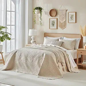 Oversized Quilt Set Super Queen Size 120 * 120 in 3 PC Oversize Extra Wide Bedspread Coverlet Set for All Season Tall King Bed Soft Bedding Rustic Bedding Cover - Beautiful Paisley Pattern Cream