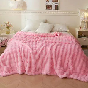 LIFEREVO Faux Rabbit Fur Queen Size Thick Bed Blanket, Soft Cozy and Plush Big Waffle Bubble Throw Blanket for Adults Kids, Cute Fuzzy Aesthetic Home Decor for Living Room Bedroom, 90x90, Pink