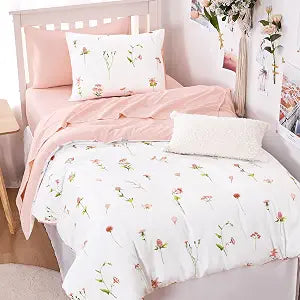 Wake In Cloud - Floral Comforter Set, Cottagecore Cute Aesthetic Watercolor Tiny Flowers and Leaves, Soft Lightweight Bedding for Women Teen Girls, 3 Pieces, Pink, Twin/Twin XL Size