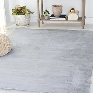 SAFAVIEH Washable Rug Faux Rabbit Fur Shag Collection - 3' x 5', Silver, Slip Resistant & Easy Cleaning, Ideal for Living Room, Bedroom, Nursery, Boys & Girls Kids Playroom, Dining Space (FRF976G)
