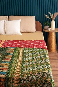 Handmade Cotton Vintage Kantha Quilt Boho Reversible one-of-a-Kind Kantha Throw Bedspread (Queen 108" x 90")
