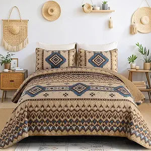 Dintszyayue Boho Quilt Set King Size,3 Pieces Aztec Texture Bedspread Brown Southwestern Coverlet Set Soft Lightweight Bed Cover for All Season Microfiber Bedding with 2 Pillowcases(Brown,104"x90")
