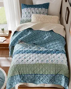 Comfort Spaces Twin XL Quilt Set 2 Piece, Lightweight Summer Bedding for Dorm, Reversible Botanical Coverlet, Soft Microfiber with Diamond Quilting, All Season College Bedding, Teal