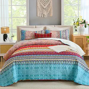 WONGS BEDDING Bohemian Quilt Set Oversize Cal King, Boho Striped Printed Bedding Bedspread Coverlet Set for All Season, Lightweight Microfiber Quilts with 2 Pillowcases 112"x104" (3 Pieces, Colorful)