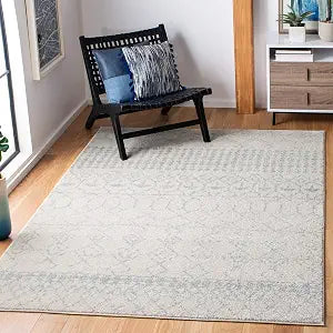 SAFAVIEH Tulum Collection Area Rug - 5' Square, Ivory & Light Grey, Moroccan Boho Distressed Design, Non-Shedding & Easy to Clean, Ideal for Living Room, Bedroom, Dining Space (TUL229D)